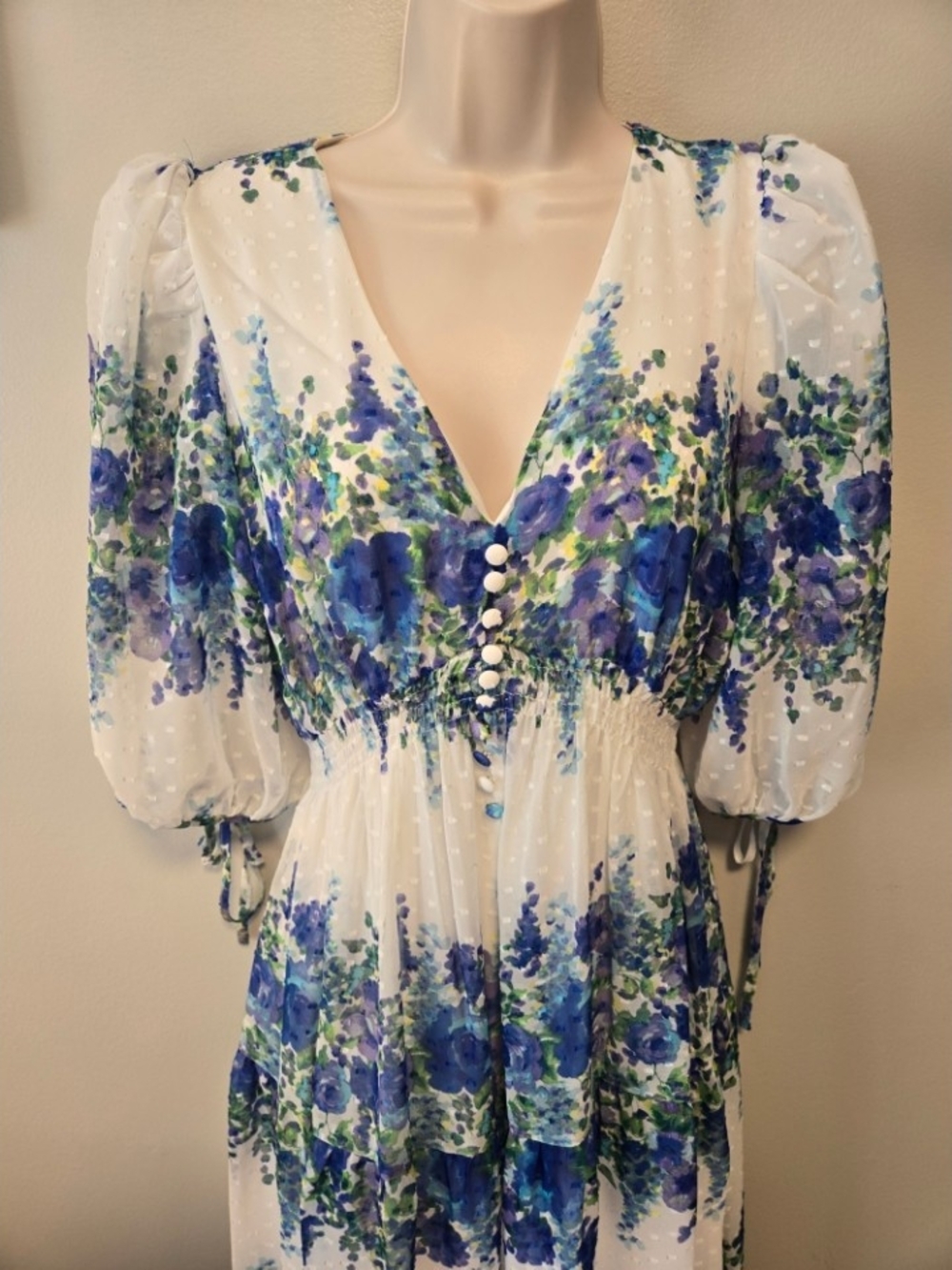 Taylor White Maxi Dress with Blue Floral Print 🌞 - Picture 4 of 5